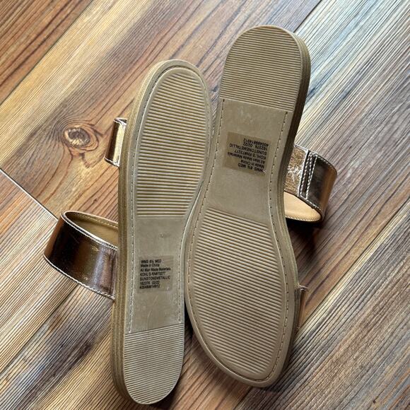 Lauren Conrad Sunstone Metallic gold slip-on sandals. Women’s size 6.5 Medium. - Picture 4 of 5